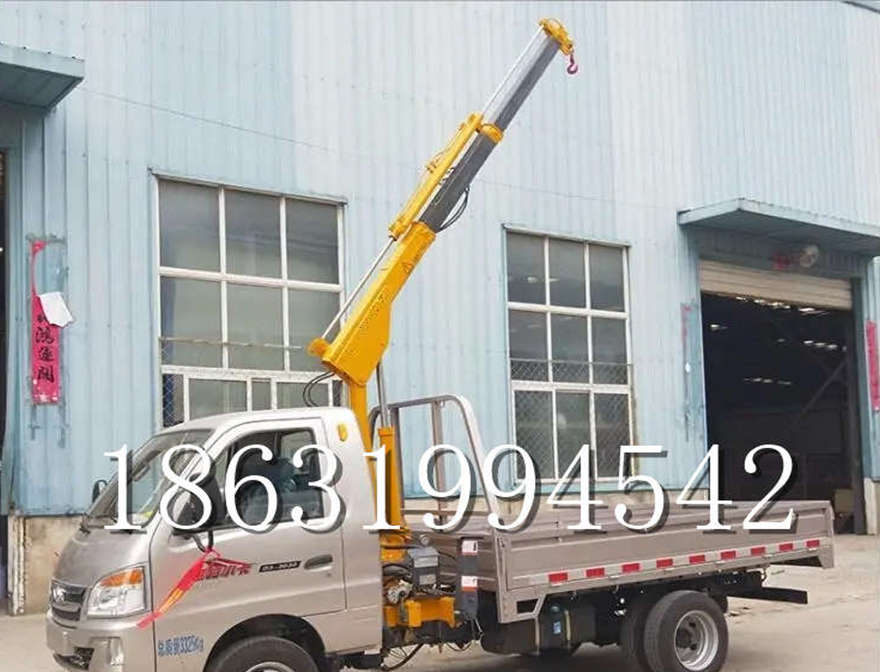 中原区随车吊机随车吊机全地形履带吊移动悬臂吊机移动改装搬运